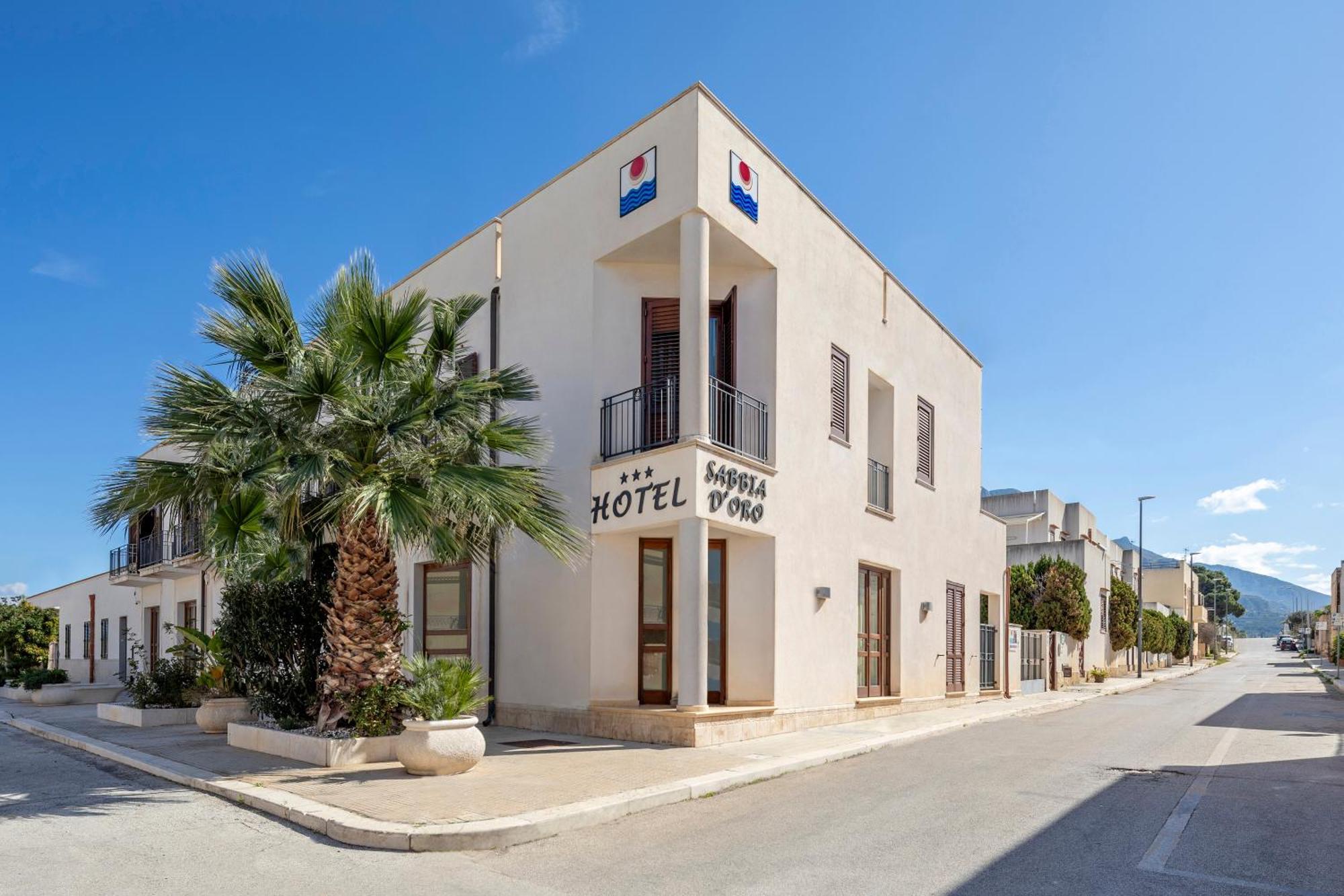 Sabbia D'oro Hotel 3*